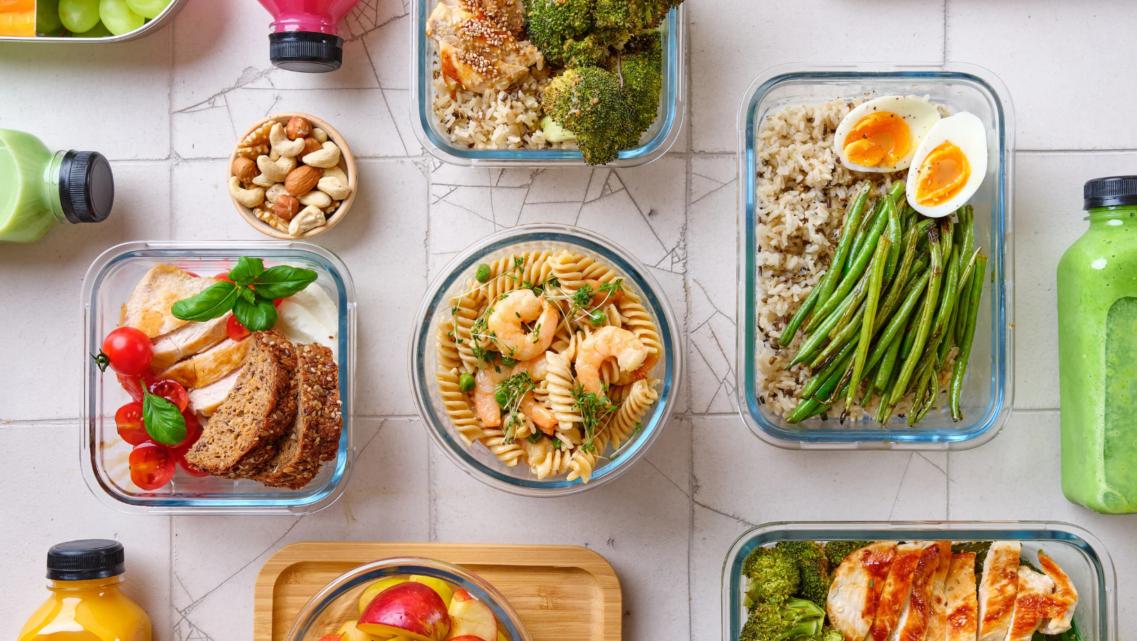 College student meal prep with budget-friendly groceries for 2025.