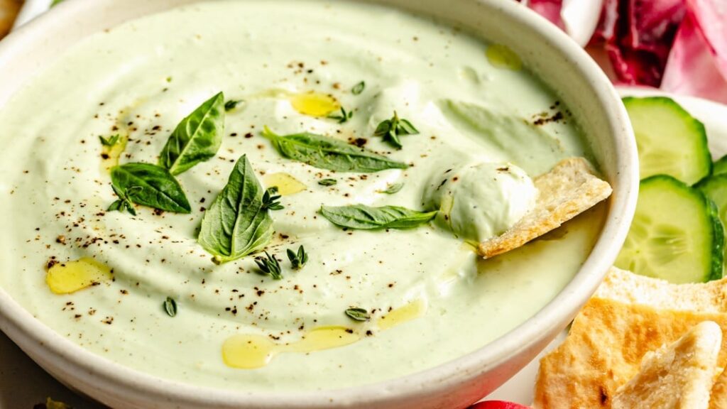 High-protein cottage cheese dip served with fresh vegetables