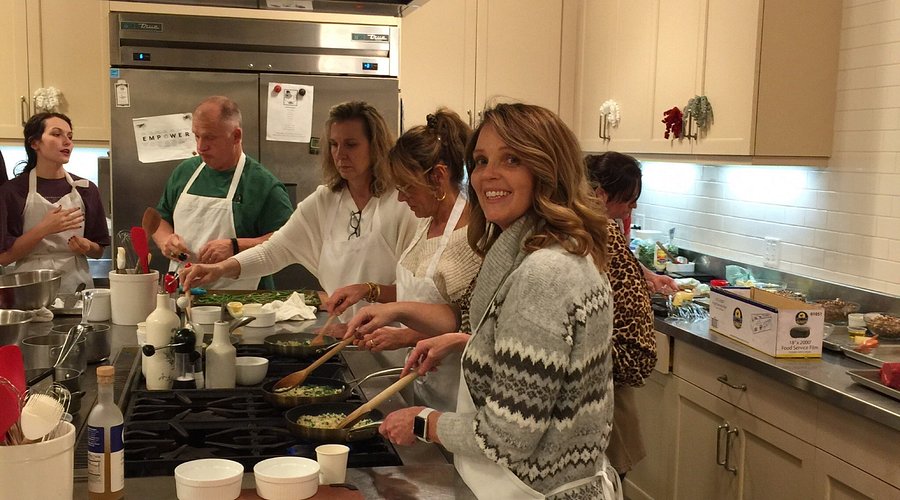 Sur La Table online cooking class discount for 2025 learners